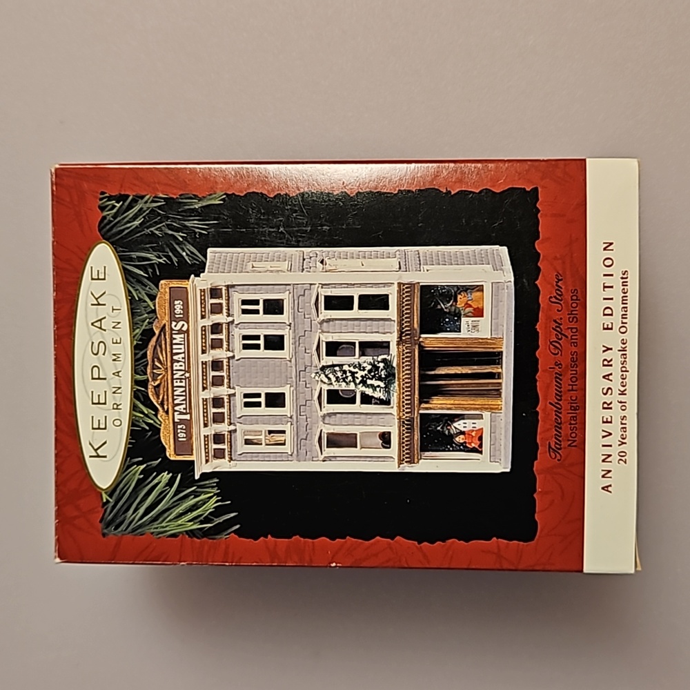 Hallmark Anniversary Edition 20 years of Keepsake Onaments Tannenbaum's Dept. 93